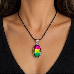 Hand Crafted AMMOLITE STONE Multicolor Faceted Oval Cut Pendant Necklace Silver